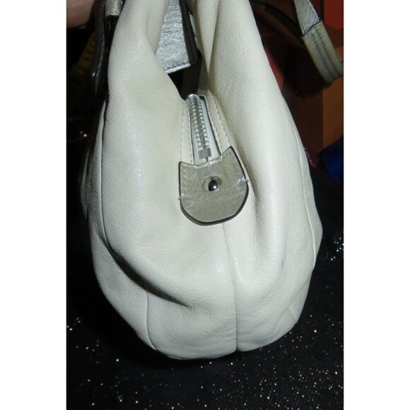 Coach 2012 Lynn Soho Cream Leather with Metallic Silver Trimmed Hobo Handbag - Picture 3 of 12